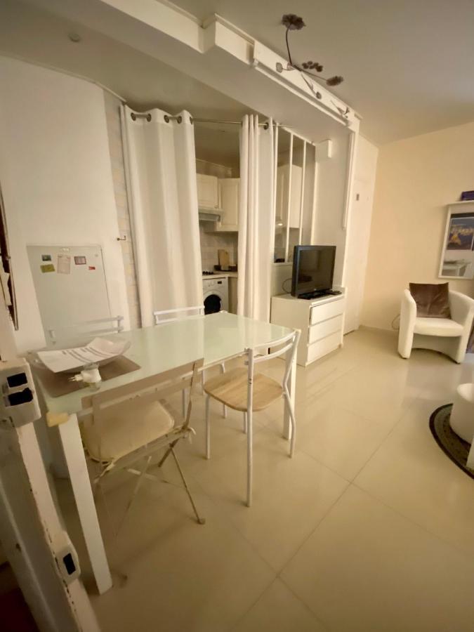 Appartement 2 Chambres - Suquet, Terrasse Et Parking カンヌ エクステリア 写真