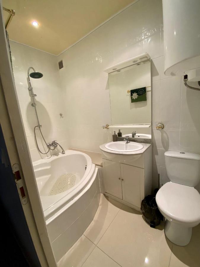 Appartement 2 Chambres - Suquet, Terrasse Et Parking カンヌ エクステリア 写真